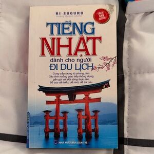 Japanese Travel Guide Book with Vietnamese